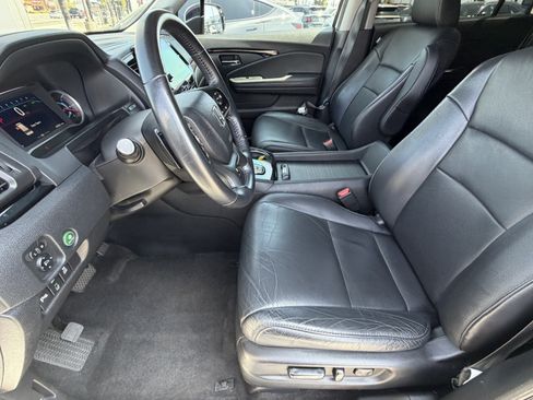 Used 2022 Honda Pilot Touring image 15