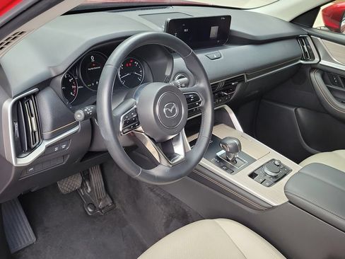 Used 2024 MAZDA CX-90 3.3 Turbo w/ Preferred Package AWD/4WD image 18