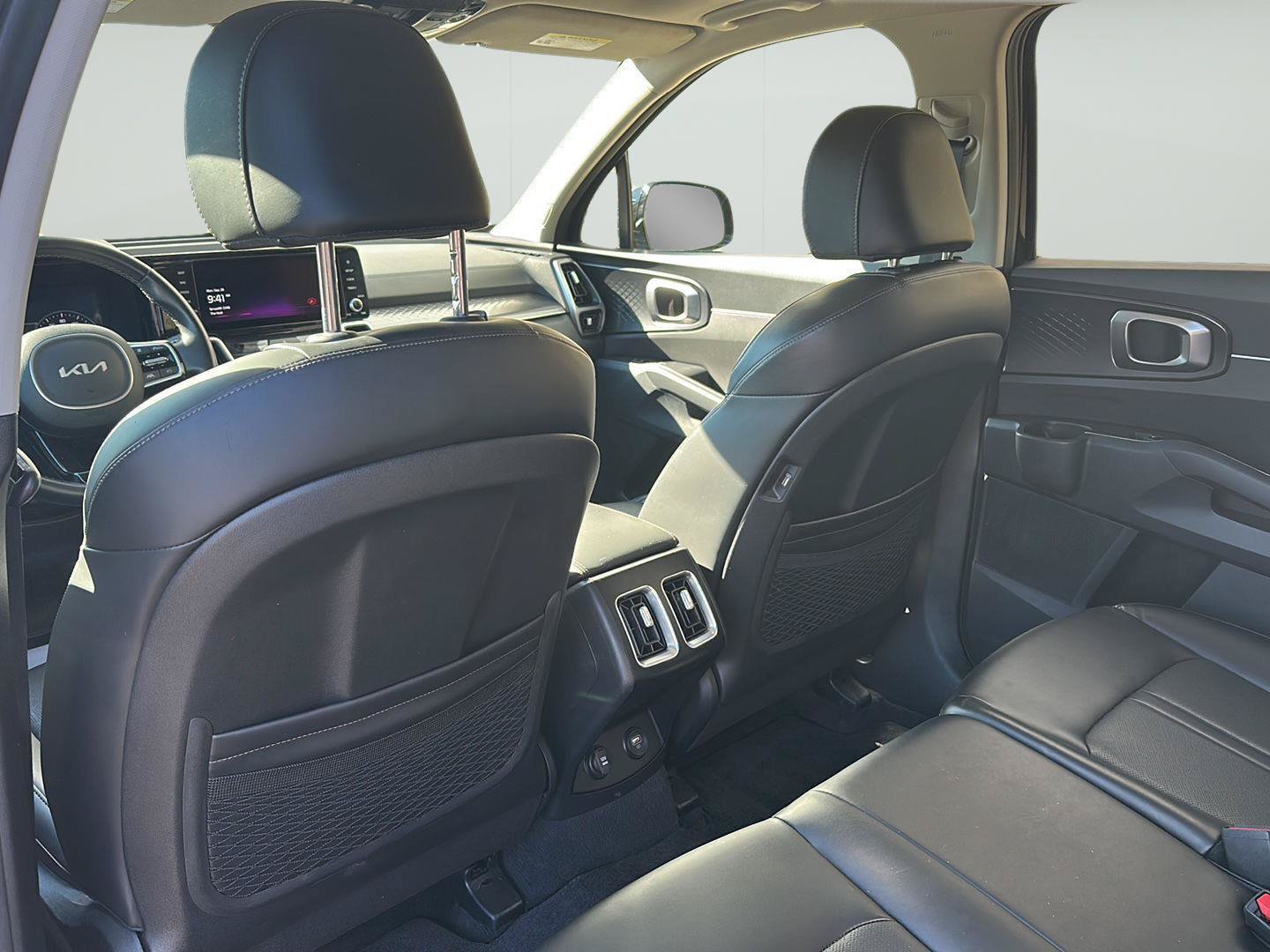 Used 2023 Kia Sorento S w/ Panoramic Sunroof Package FWD image 33