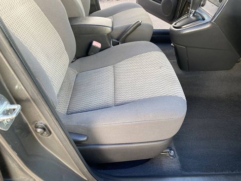Used 2008 Toyota Matrix FWD image 31