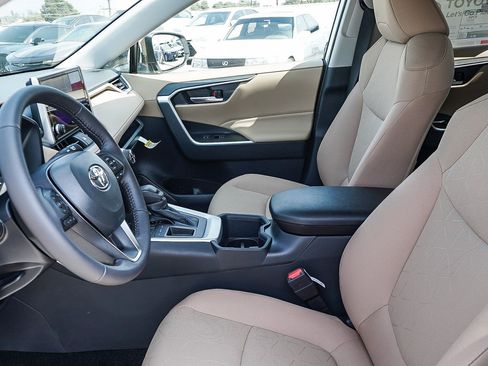 New 2025 Toyota RAV4 XLE image 23