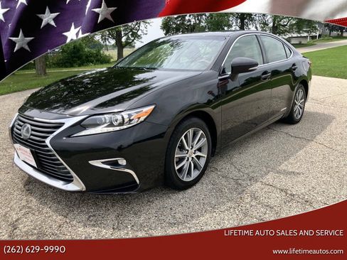 Used 2016 Lexus ES 300h w/ Luxury Package w/Wood Trim FWD image 1