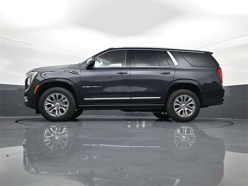 New 2026 GMC Yukon Denali w/ Sun & Power Step Package image 29