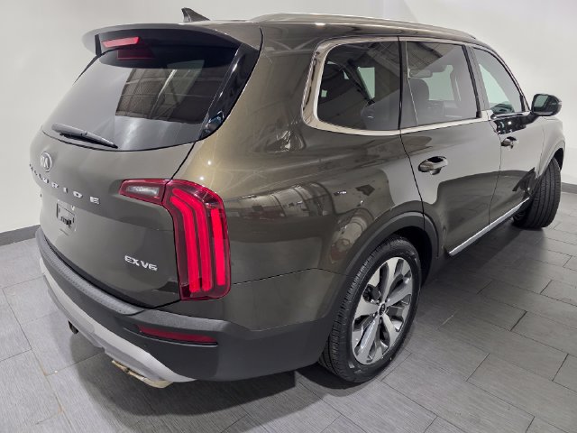 Used 2020 Kia Telluride EX w/ EX Premium Package AWD/4WD image 5