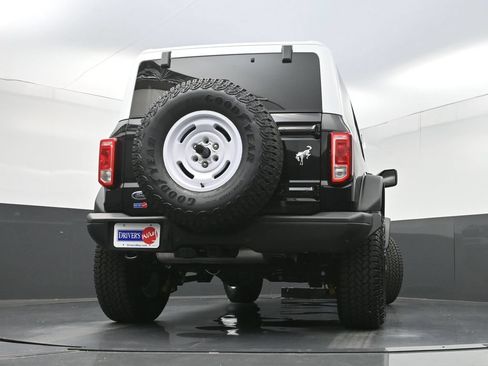 Used 2025 Ford Bronco Heritage Edition AWD/4WD image 31