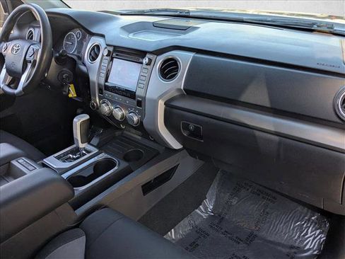 Used 2016 Toyota Tundra SR5 image 18