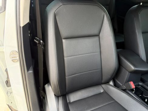 Used 2019 Volkswagen Tiguan SE FWD image 9