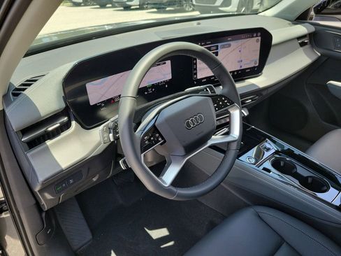 New 2026 Audi Q3 quattro 2.0T AWD/4WD image 7