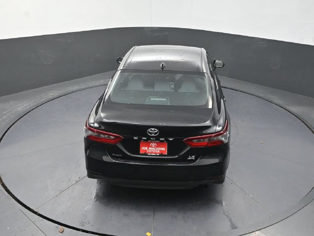 Used 2023 Toyota Camry LE AWD/4WD image 28