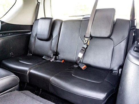 Used 2024 INFINITI QX80 Luxe image 26