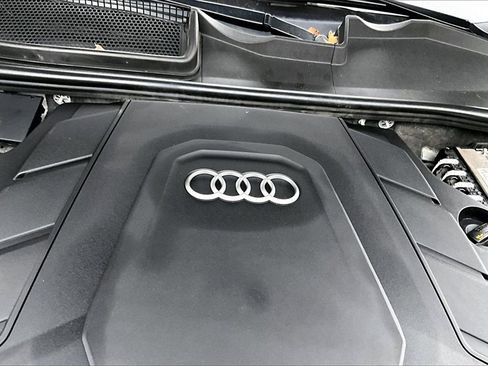 Used 2020 Audi Q7 3.0T Premium Plus image 28