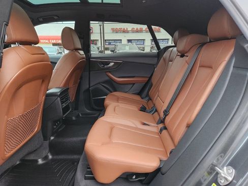 Used 2021 Audi Q8 Premium Plus w/ Premium Plus Package image 13