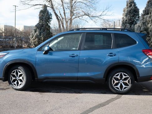 Certified 2023 Subaru Forester Premium image 9