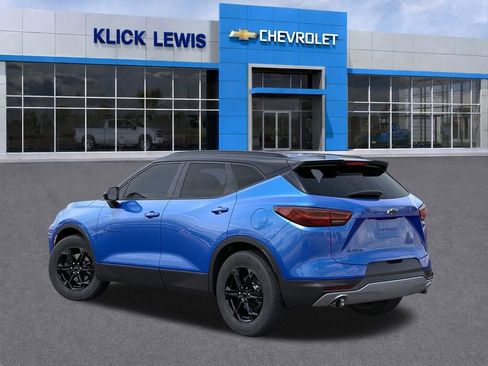 New 2026 Chevrolet Blazer LT w/ Midnight/Sport Edition FWD image 3