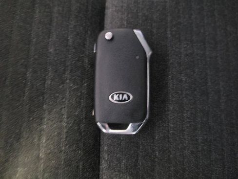 Used 2020 Kia Soul S image 32