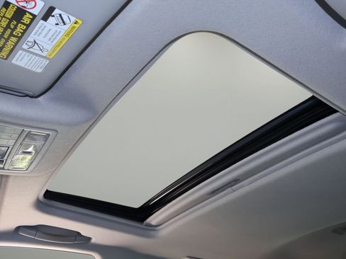 Used 2009 Toyota Highlander Limited image 30