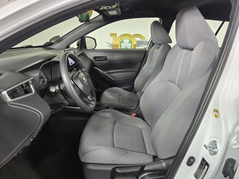Used 2024 Toyota Corolla Cross S image 11