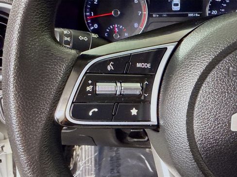 Used 2023 Kia Forte LXS w/ LXS Technology Package FWD image 14