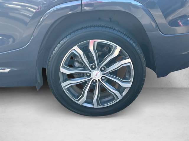 Used 2018 GMC Terrain Denali w/ Advanced Safety Package FWD image 28