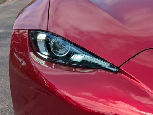 New 2026 MAZDA MX-5 Miata RF Grand Touring RWD image 17