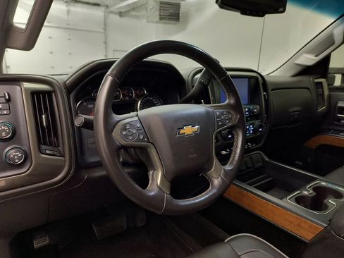Used 2017 Chevrolet Silverado 2500 High Country w/ Duramax Plus Package AWD/4WD image 4