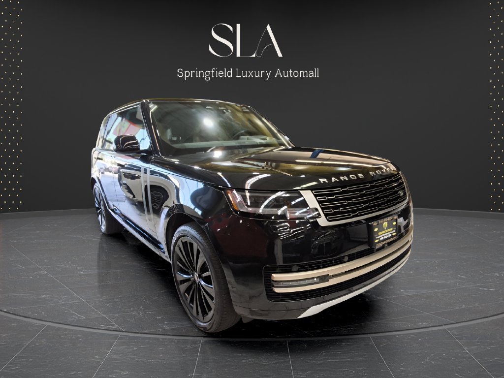 Used 2025 Land Rover Range Rover SE AWD/4WD image 1