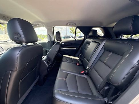 Used 2023 Chevrolet Equinox Premier FWD image 16