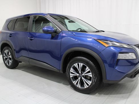 Used 2023 Nissan Rogue SV AWD/4WD image 4