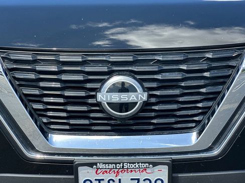 Used 2023 Nissan Rogue SV FWD image 44