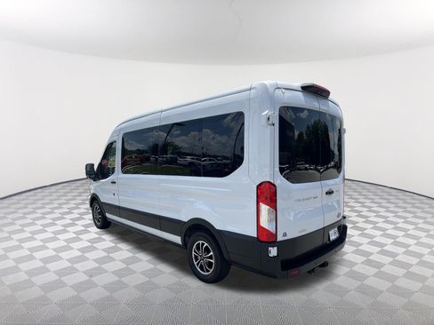 Used 2022 Ford Transit 350 XLT RWD image 7