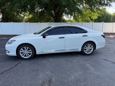 Used 2010 Lexus ES 350 FWD image 2