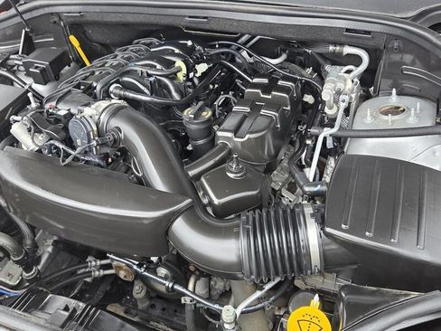Used 2025 Dodge Durango GT AWD/4WD image 21