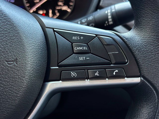 Used 2025 Nissan Altima 2.5 SV FWD image 22