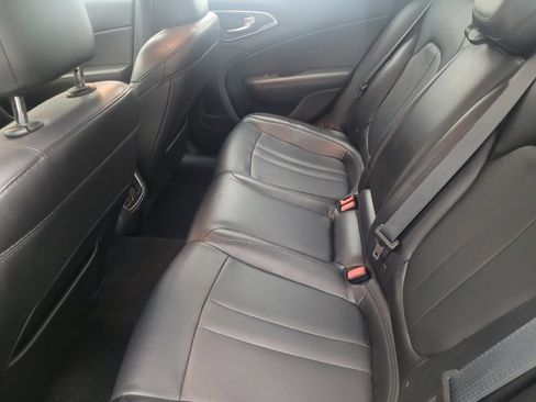 Used 2015 Chrysler 200 C w/ Navigation & Sound Group I image 18