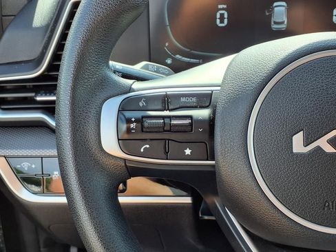 Used 2023 Kia Sportage LX image 19