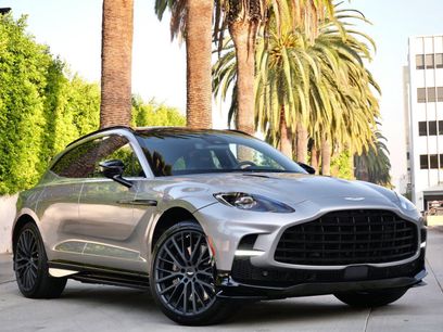 New 2026 Aston Martin DBX 707