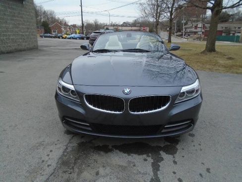 Used 2015 BMW Z4 sDrive28i image 4
