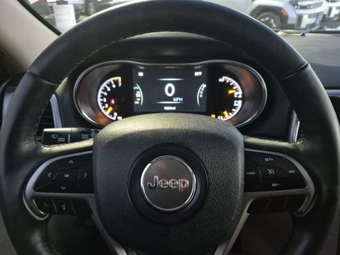 Used 2018 Jeep Grand Cherokee Limited w/ Luxury Group II image 22