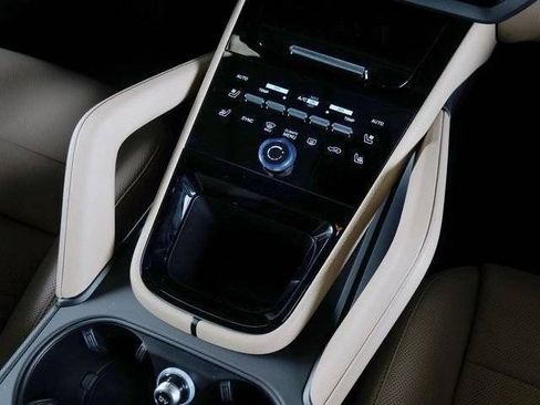 New 2026 Porsche Cayenne AWD/4WD image 16
