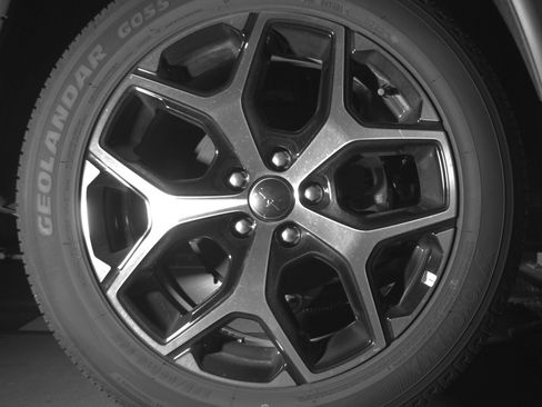 Used 2025 Jeep Compass Limited image 15