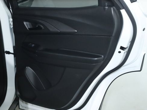 Used 2025 Chevrolet TrailBlazer LT image 30