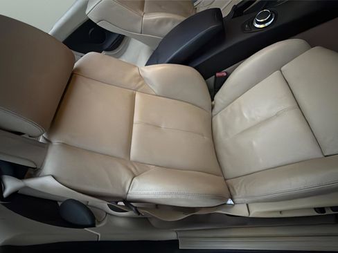 Used 2008 BMW 650i Convertible image 40