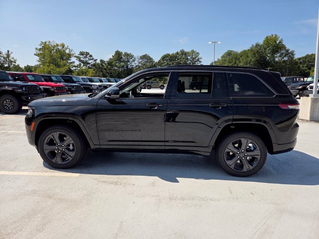 New 2027 Jeep Grand Cherokee Limited AWD/4WD image 4