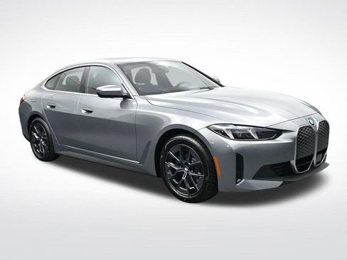 New 2026 BMW i4 eDrive40 w/ Premium Package RWD image 2
