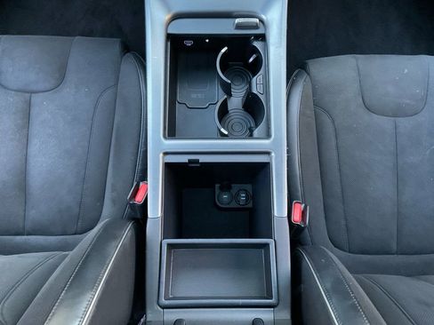 Used 2024 Hyundai Palisade Calligraphy image 11