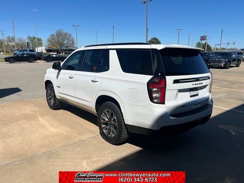 Used 2023 Chevrolet Tahoe Z71 w/ Luxury Package image 3