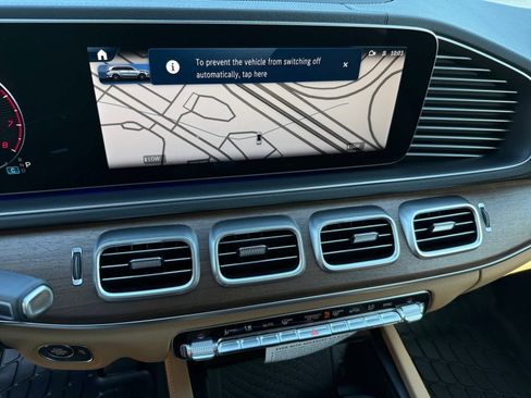 New 2026 Mercedes-Benz GLS 450 4MATIC image 18