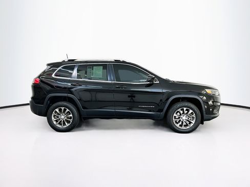 Used 2019 Jeep Cherokee Latitude Plus w/ Comfort/Convenience Group image 10