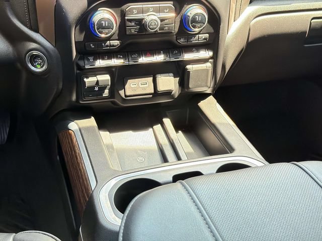 Used 2023 Chevrolet Silverado 2500 High Country w/ LPO, Hitch Package AWD/4WD image 19