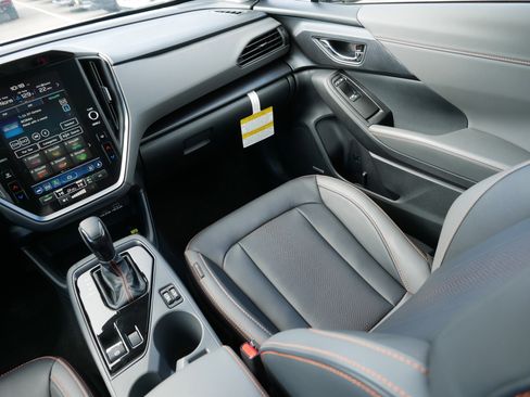 Certified 2025 Subaru Crosstrek 2.5i Limited w/ Popular Package #3A AWD/4WD image 11